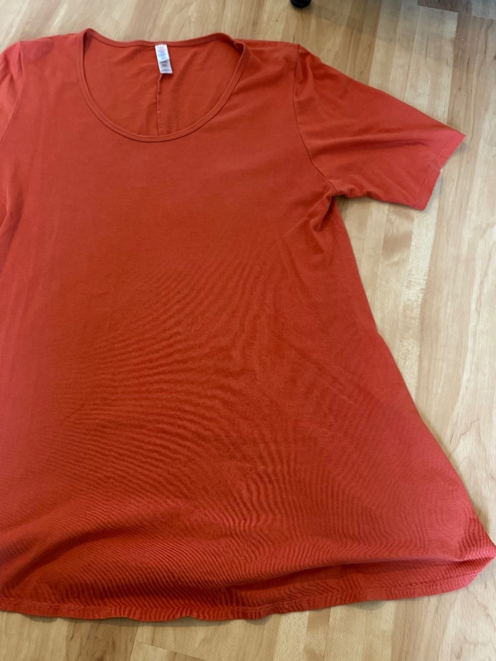 LuLaRoe L Perfect T